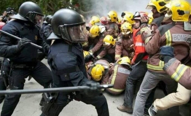 Πιέζει η Μαδρίτη – Ο ισπανός υπ. Δικαιοσύνης προειδοποιεί ότι θα αναστείλει την εξουσία της καταλανικής κυβέρνησης